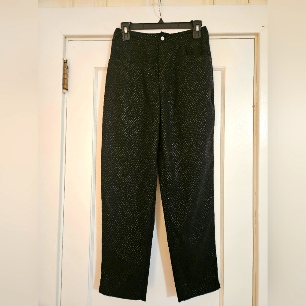 Women's Textured Relaxed Fit Concept Pants Size 4